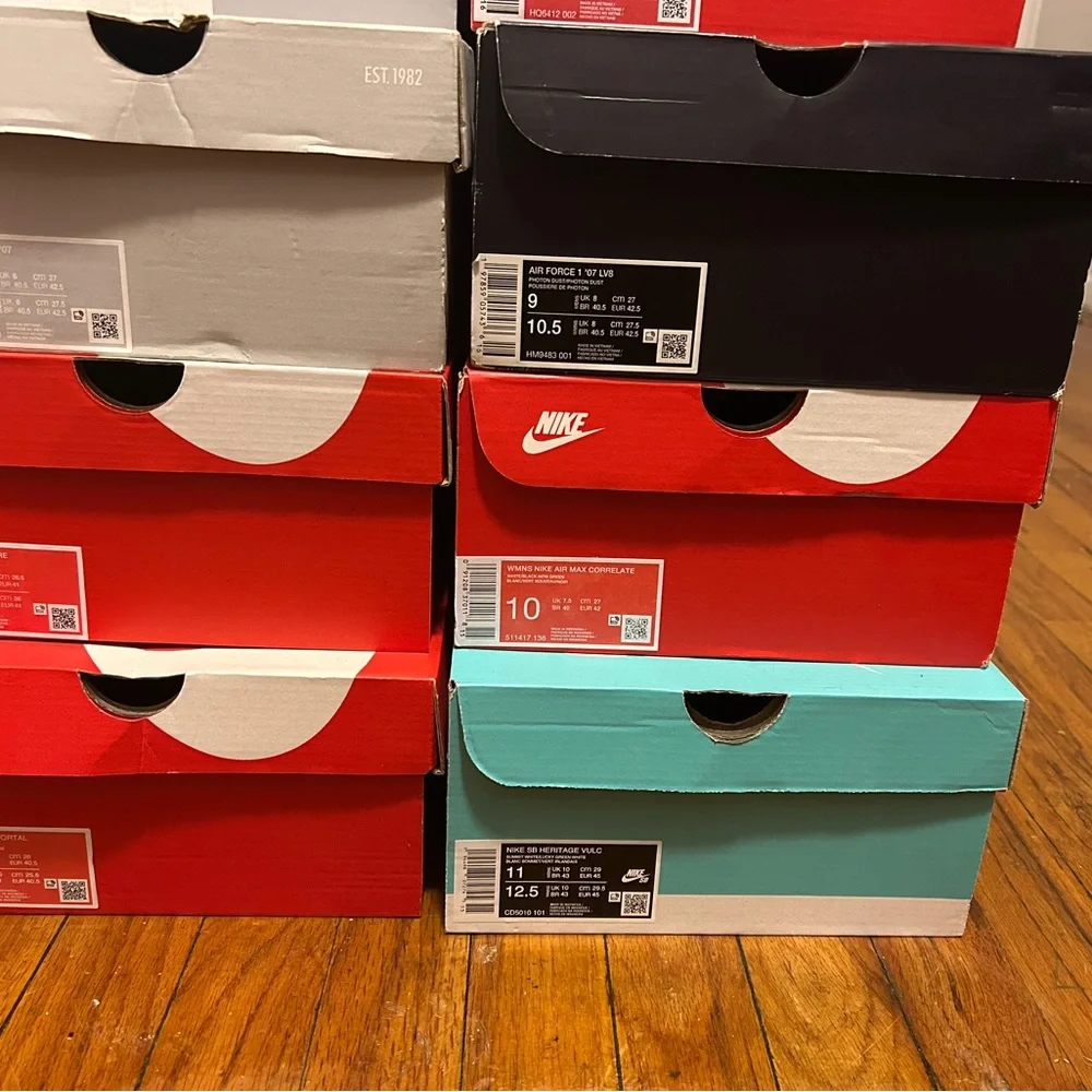 14 Nike Empty Boxes